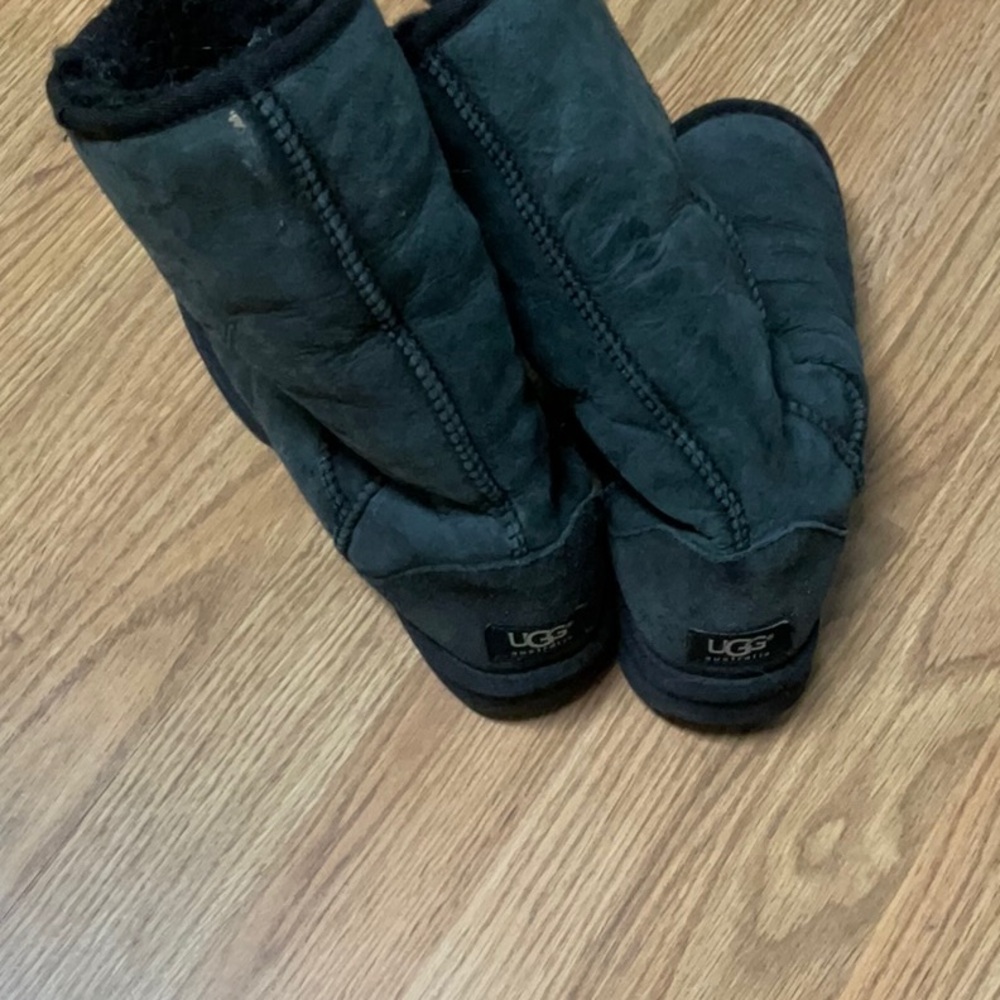 UGG BLACK CLASSIC TALL SHERPA LINED BOOTS- faded in color ❤️ preloved ❤️ - Picture 2 of 15